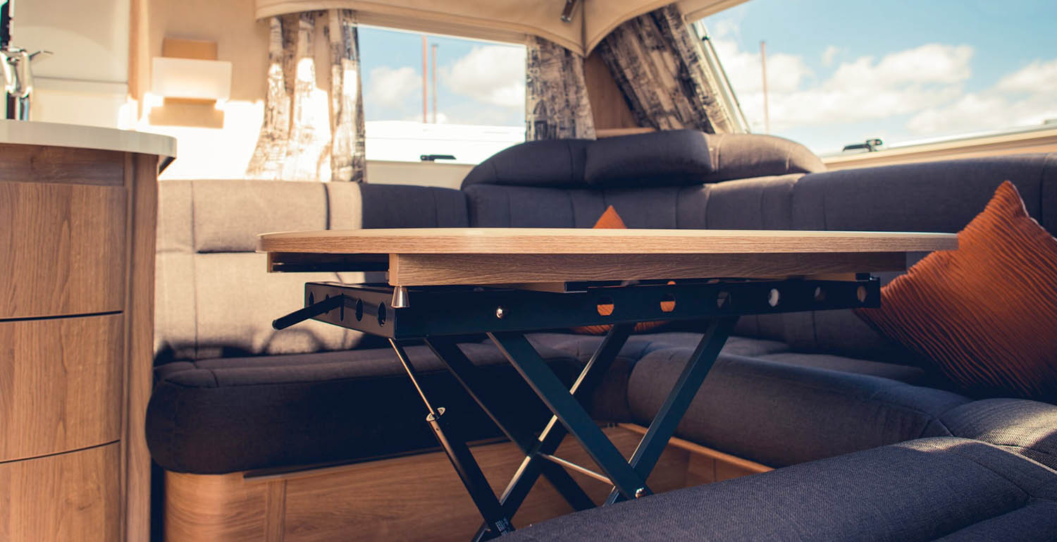 Nettoyage de VR et bateau, lavage intérieur